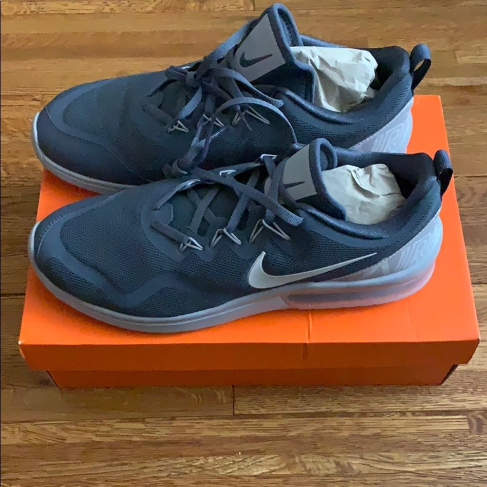 Men Shoes